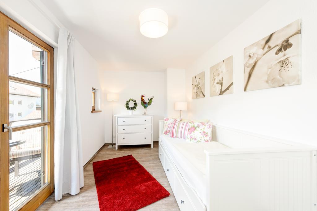 "Ferienwohnung Ess" - Annehmlichkeiten Von 4-Sterne Familien-Und Wellnesshotel Viktoria Koennen Mitbenutzt Werden Oberstdorf Exteriör bild