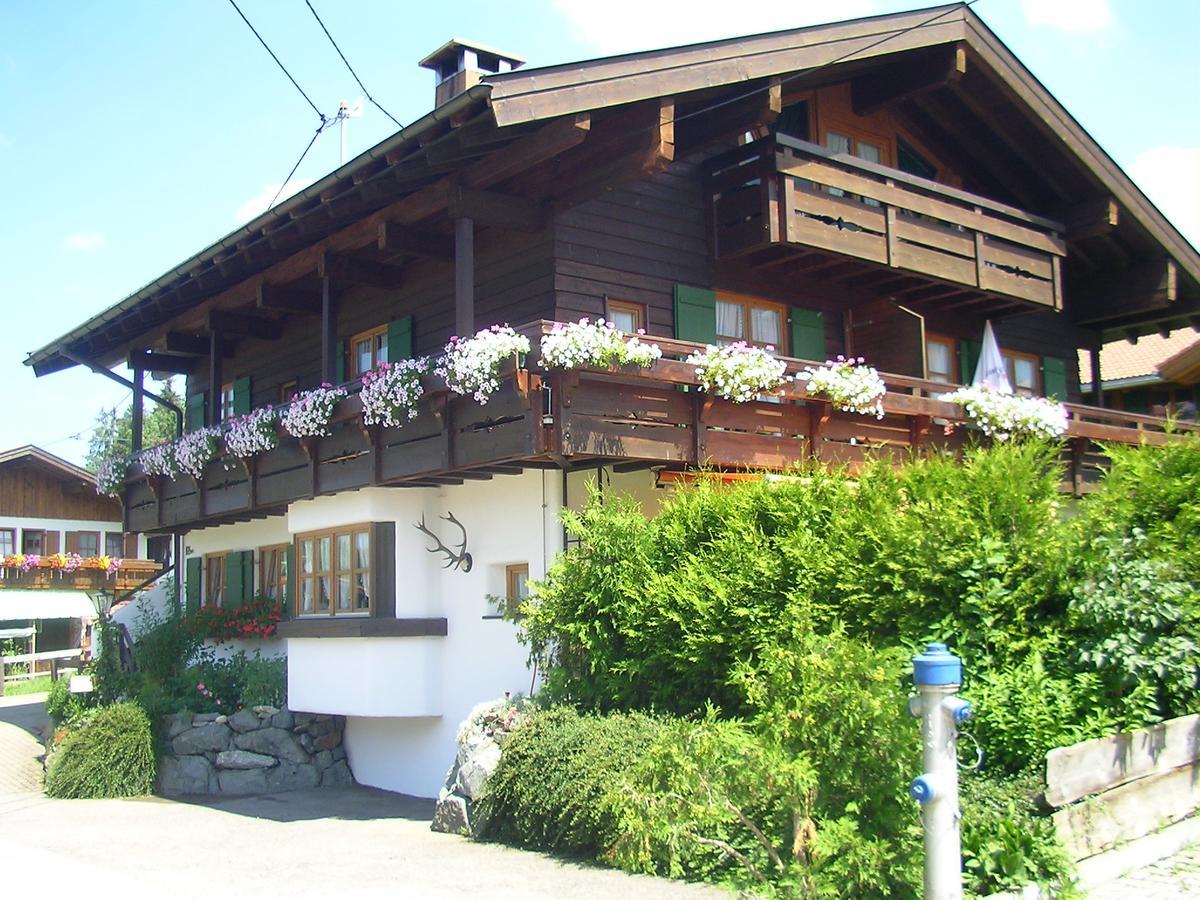 "Ferienwohnung Ess" - Annehmlichkeiten Von 4-Sterne Familien-Und Wellnesshotel Viktoria Koennen Mitbenutzt Werden Oberstdorf Exteriör bild